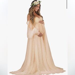 Maternity gown